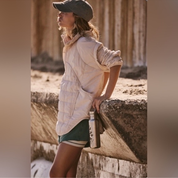 NWT Free People Priscilla Pullover Puffer Sz L PrimaLoft Cozy Retro Chic Outdoor - Picture 6 of 11